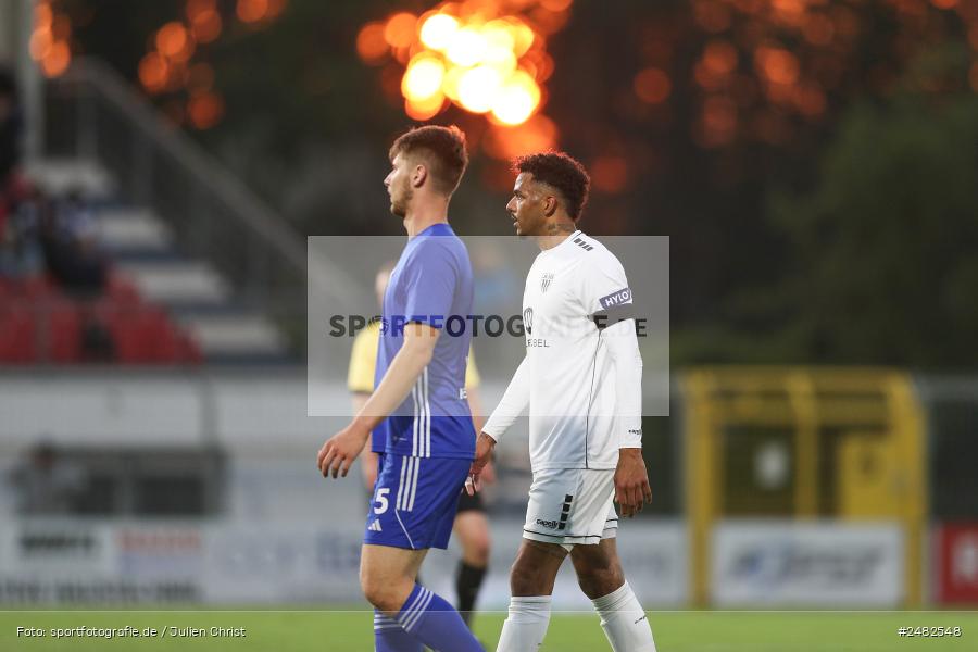 sport, action, Stadion am Schönbusch, SVA, SV Viktoria Aschaffenburg, Regionalliga Bayern, Fussball, FCS, BFV, Aschaffenburg, 31. Spieltag, 25.04.2025, 1. FC Schweinfurt 1905 - Bild-ID: 2482548
