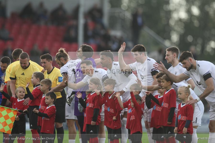 sport, action, Stadion am Schönbusch, SVA, SV Viktoria Aschaffenburg, Regionalliga Bayern, Fussball, FCS, BFV, Aschaffenburg, 31. Spieltag, 25.04.2025, 1. FC Schweinfurt 1905 - Bild-ID: 2482835