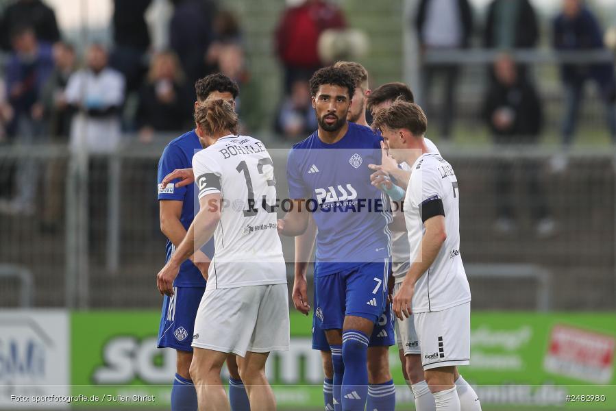 sport, action, Stadion am Schönbusch, SVA, SV Viktoria Aschaffenburg, Regionalliga Bayern, Fussball, FCS, BFV, Aschaffenburg, 31. Spieltag, 25.04.2025, 1. FC Schweinfurt 1905 - Bild-ID: 2482980