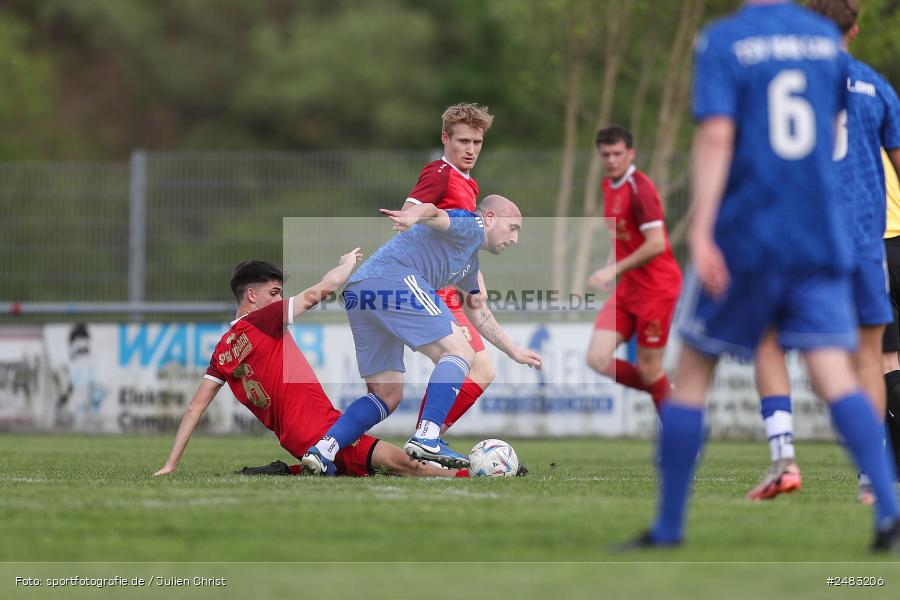 sport, action, TSV Lohr, Sportgelände, SpVgg Hösbach-Bahnhof, Lohr am Main, LOH, HBF, Fussball, Bezirksliga Unterfranken West, BFV, 27. Spieltag, 26.04.2025 - Bild-ID: 2483206
