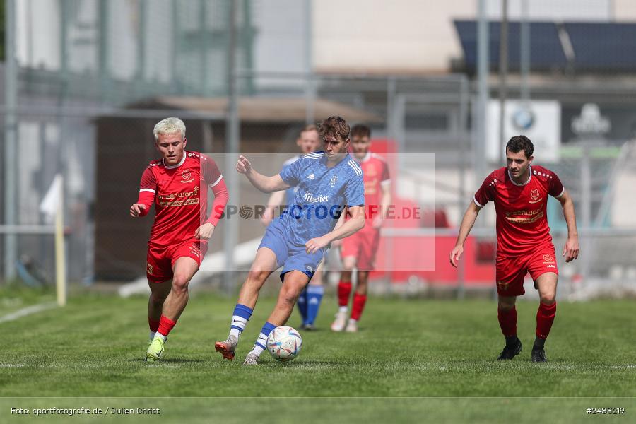 sport, action, TSV Lohr, Sportgelände, SpVgg Hösbach-Bahnhof, Lohr am Main, LOH, HBF, Fussball, Bezirksliga Unterfranken West, BFV, 27. Spieltag, 26.04.2025 - Bild-ID: 2483219