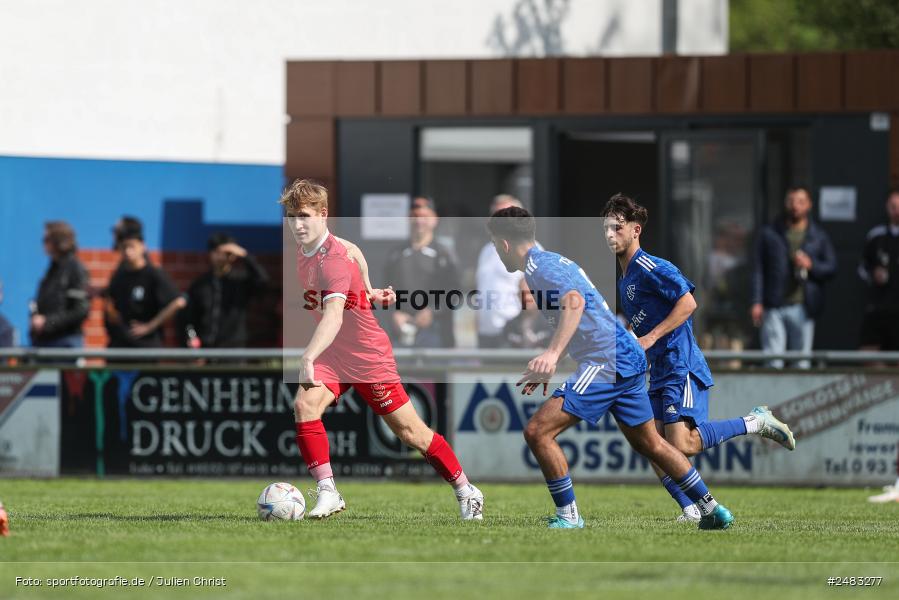 sport, action, TSV Lohr, Sportgelände, SpVgg Hösbach-Bahnhof, Lohr am Main, LOH, HBF, Fussball, Bezirksliga Unterfranken West, BFV, 27. Spieltag, 26.04.2025 - Bild-ID: 2483277