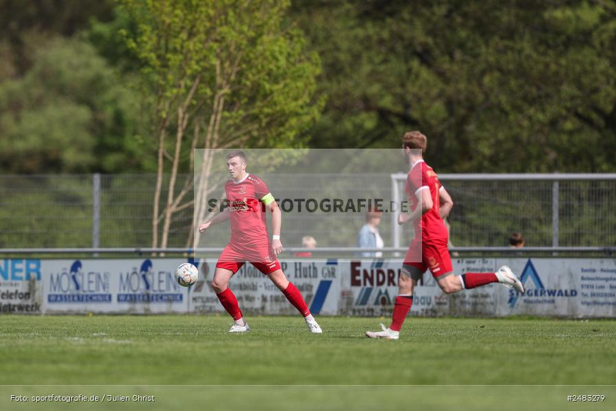 sport, action, TSV Lohr, Sportgelände, SpVgg Hösbach-Bahnhof, Lohr am Main, LOH, HBF, Fussball, Bezirksliga Unterfranken West, BFV, 27. Spieltag, 26.04.2025 - Bild-ID: 2483279