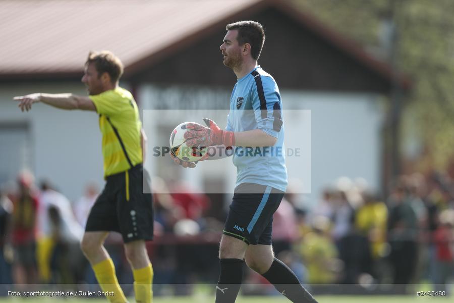 sport, action, Sportgelände, SGB, SG Burgsinn, Kreisklasse Würzburg Gr. 3, Fussball, Burgsinn, BSC Aura, BFV, BCA, 27. Spieltag, 26.04.2025 - Bild-ID: 2483480