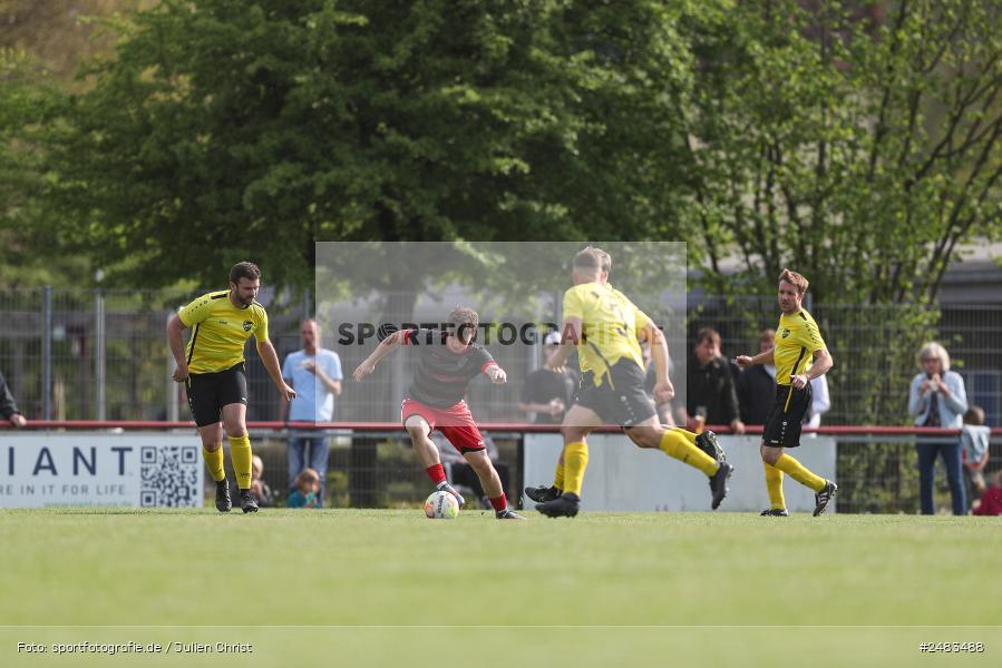 sport, action, Sportgelände, SGB, SG Burgsinn, Kreisklasse Würzburg Gr. 3, Fussball, Burgsinn, BSC Aura, BFV, BCA, 27. Spieltag, 26.04.2025 - Bild-ID: 2483488