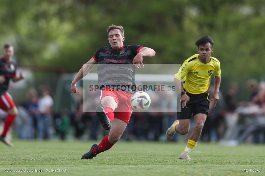 sport, action, Sportgelände, SGB, SG Burgsinn, Kreisklasse Würzburg Gr. 3, Fussball, Burgsinn, BSC Aura, BFV, BCA, 27. Spieltag, 26.04.2025 - Bild-ID: 2483578