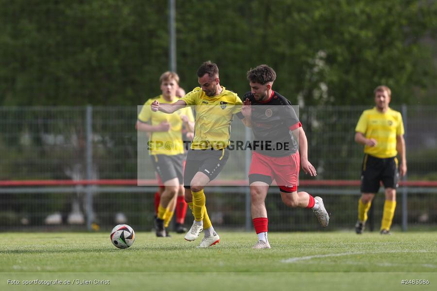 sport, action, Sportgelände, SGB, SG Burgsinn, Kreisklasse Würzburg Gr. 3, Fussball, Burgsinn, BSC Aura, BFV, BCA, 27. Spieltag, 26.04.2025 - Bild-ID: 2483586