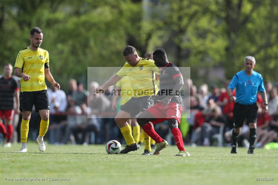 sport, action, Sportgelände, SGB, SG Burgsinn, Kreisklasse Würzburg Gr. 3, Fussball, Burgsinn, BSC Aura, BFV, BCA, 27. Spieltag, 26.04.2025 - Bild-ID: 2483609