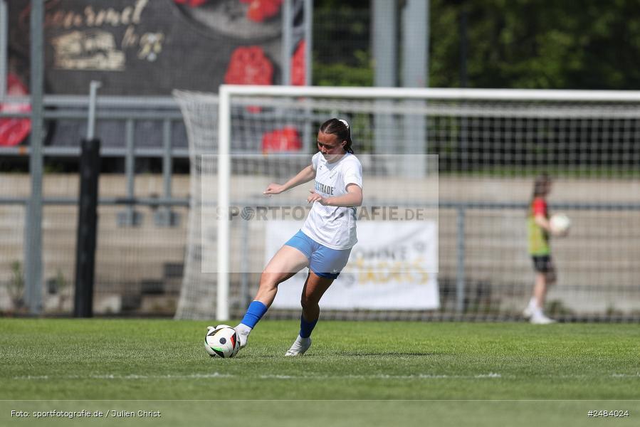 sport, action, Stadion am Brentanobad, SGE, SCS, SC Sand, Fussball, Frankfurt, Eintracht Frankfurt II, DFB, 27.04.2025, 23. Spieltag, 2. Frauen-Bundesliga - Bild-ID: 2484024 sport, action, Stadion am Brentanobad, SGE, SCS, SC Sand, Fussball, Frankfurt, Eintracht Frankfurt II, DFB, 27.04.2025, 23. Spieltag, 2. Frauen-Bundesliga - Bild-ID: 2484024