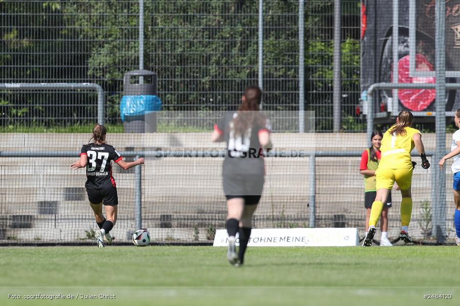 sport, action, Stadion am Brentanobad, SGE, SCS, SC Sand, Fussball, Frankfurt, Eintracht Frankfurt II, DFB, 27.04.2025, 23. Spieltag, 2. Frauen-Bundesliga - Bild-ID: 2484120