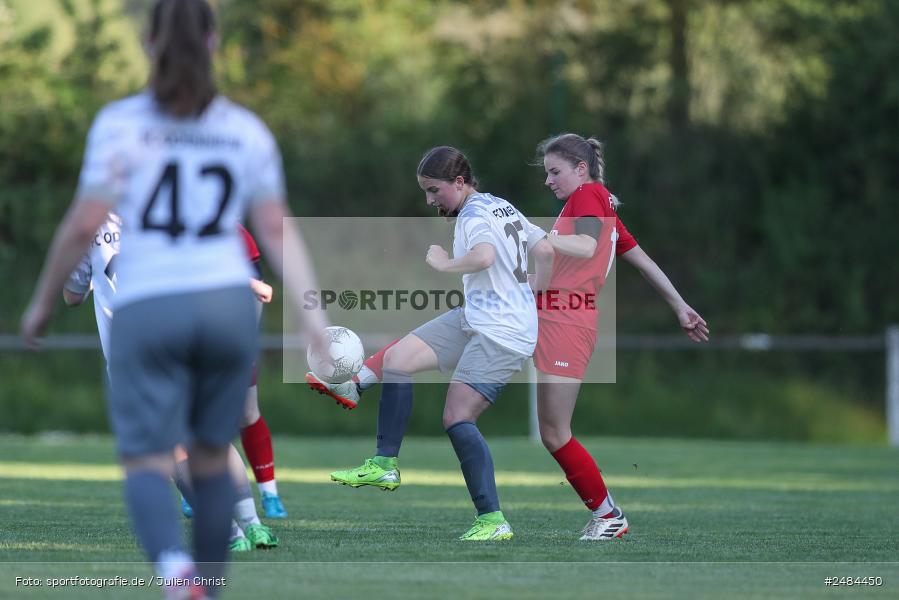 sport, action, Wertheim-Eichel, Verbandsliga, Sportgelände, Fussball, FC Wertheim-Eichel, FC Odenheim, BFV, 21. Spieltag, 01.05.2025 - Bild-ID: 2484450