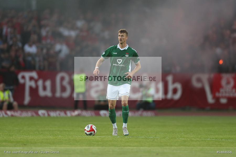 Willy Sachs Stadion, Schweinfurt, 02.05.2025, sport, action, Fussball, BFV, 32. Spieltag, Regionalliga Bayern, FWK, FCS, FC Würzburger Kickers, 1. FC Schweinfurt 1905 - Bild-ID: 2484558