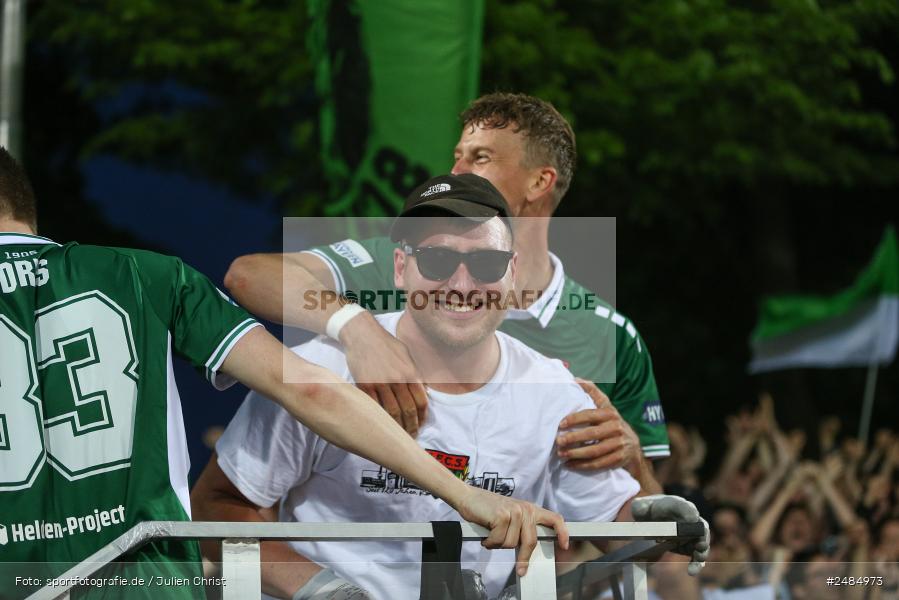 sport, action, Willy Sachs Stadion, Schweinfurt, Regionalliga Bayern, Fussball, FWK, FCS, FC Würzburger Kickers, BFV, 32. Spieltag, 1. FC Schweinfurt 1905, 02.05.2025 - Bild-ID: 2484973