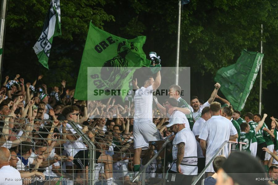 sport, action, Willy Sachs Stadion, Schweinfurt, Regionalliga Bayern, Fussball, FWK, FCS, FC Würzburger Kickers, BFV, 32. Spieltag, 1. FC Schweinfurt 1905, 02.05.2025 - Bild-ID: 2484987