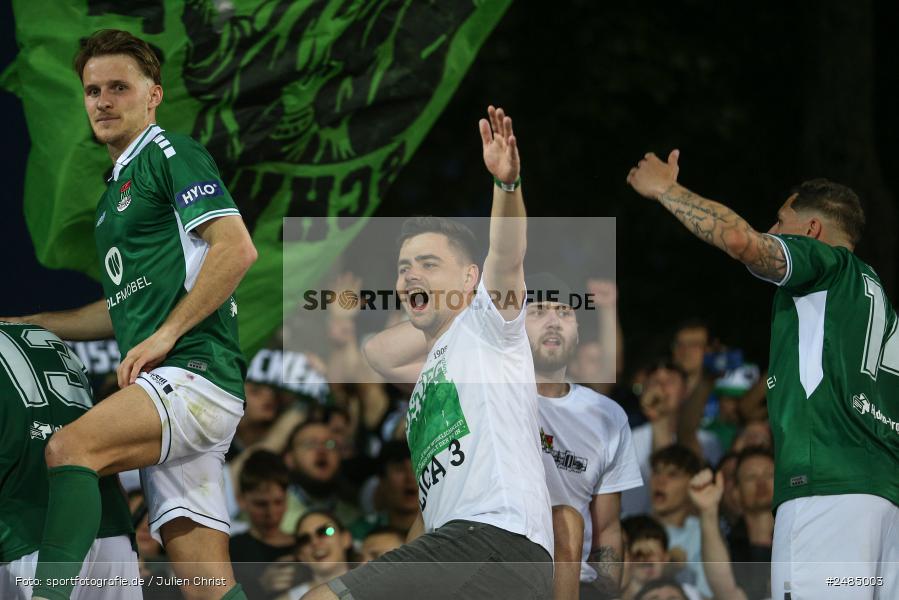 sport, action, Willy Sachs Stadion, Schweinfurt, Regionalliga Bayern, Fussball, FWK, FCS, FC Würzburger Kickers, BFV, 32. Spieltag, 1. FC Schweinfurt 1905, 02.05.2025 - Bild-ID: 2485003