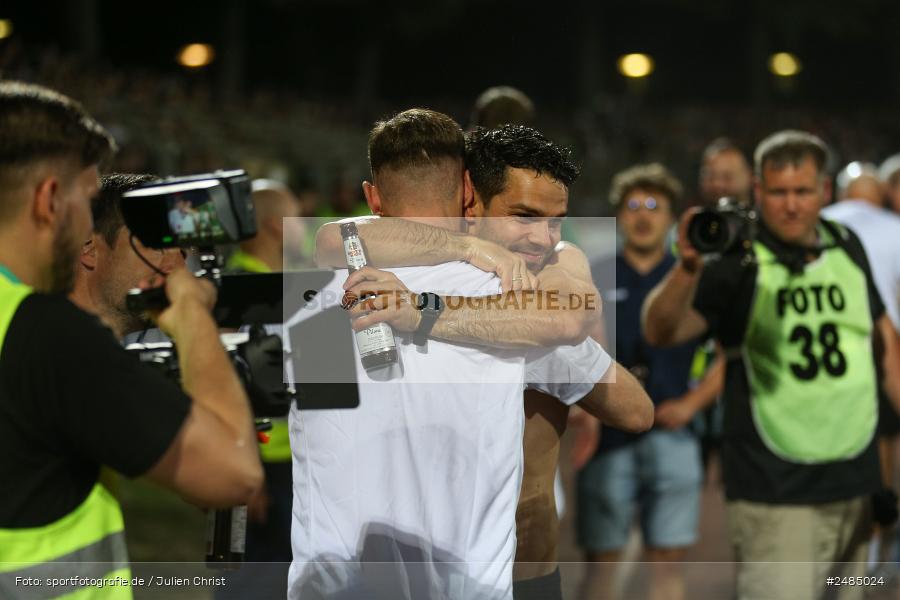 sport, action, Willy Sachs Stadion, Schweinfurt, Regionalliga Bayern, Fussball, FWK, FCS, FC Würzburger Kickers, BFV, 32. Spieltag, 1. FC Schweinfurt 1905, 02.05.2025 - Bild-ID: 2485024