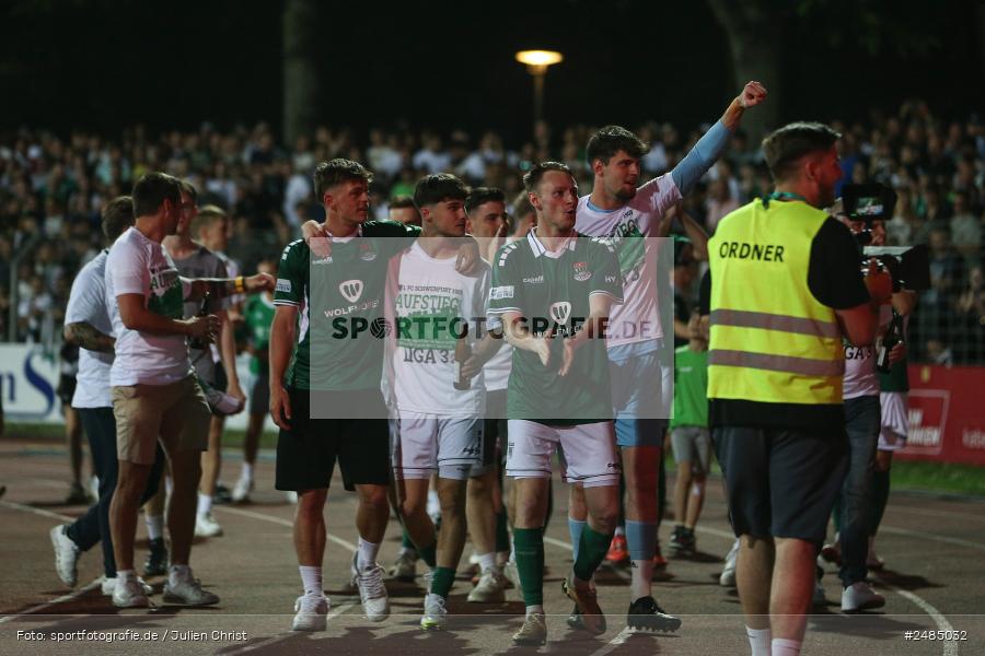 sport, action, Willy Sachs Stadion, Schweinfurt, Regionalliga Bayern, Fussball, FWK, FCS, FC Würzburger Kickers, BFV, 32. Spieltag, 1. FC Schweinfurt 1905, 02.05.2025 - Bild-ID: 2485032