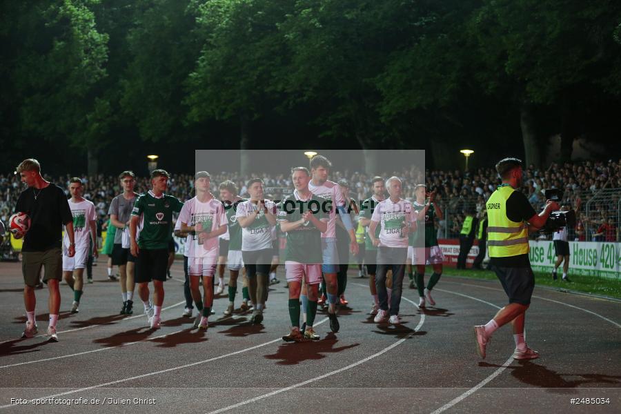sport, action, Willy Sachs Stadion, Schweinfurt, Regionalliga Bayern, Fussball, FWK, FCS, FC Würzburger Kickers, BFV, 32. Spieltag, 1. FC Schweinfurt 1905, 02.05.2025 - Bild-ID: 2485034