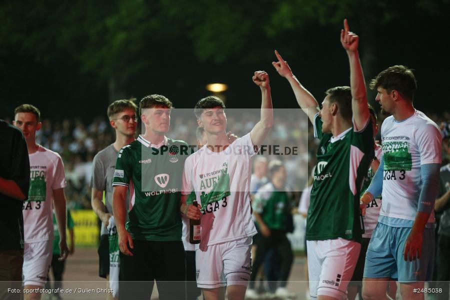 sport, action, Willy Sachs Stadion, Schweinfurt, Regionalliga Bayern, Fussball, FWK, FCS, FC Würzburger Kickers, BFV, 32. Spieltag, 1. FC Schweinfurt 1905, 02.05.2025 - Bild-ID: 2485038