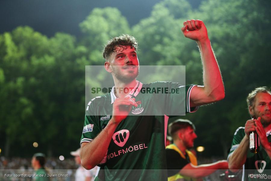 sport, action, Willy Sachs Stadion, Schweinfurt, Regionalliga Bayern, Fussball, FWK, FCS, FC Würzburger Kickers, BFV, 32. Spieltag, 1. FC Schweinfurt 1905, 02.05.2025 - Bild-ID: 2485051