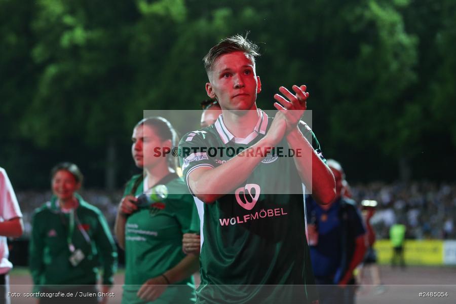 sport, action, Willy Sachs Stadion, Schweinfurt, Regionalliga Bayern, Fussball, FWK, FCS, FC Würzburger Kickers, BFV, 32. Spieltag, 1. FC Schweinfurt 1905, 02.05.2025 - Bild-ID: 2485054
