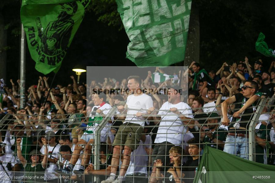 sport, action, Willy Sachs Stadion, Schweinfurt, Regionalliga Bayern, Fussball, FWK, FCS, FC Würzburger Kickers, BFV, 32. Spieltag, 1. FC Schweinfurt 1905, 02.05.2025 - Bild-ID: 2485058