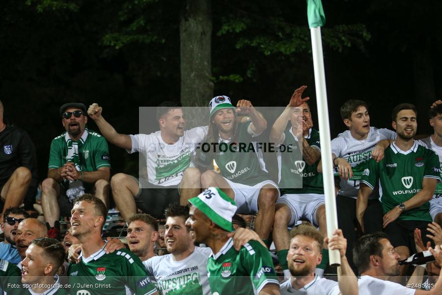 sport, action, Willy Sachs Stadion, Schweinfurt, Regionalliga Bayern, Fussball, FWK, FCS, FC Würzburger Kickers, BFV, 32. Spieltag, 1. FC Schweinfurt 1905, 02.05.2025 - Bild-ID: 2485215