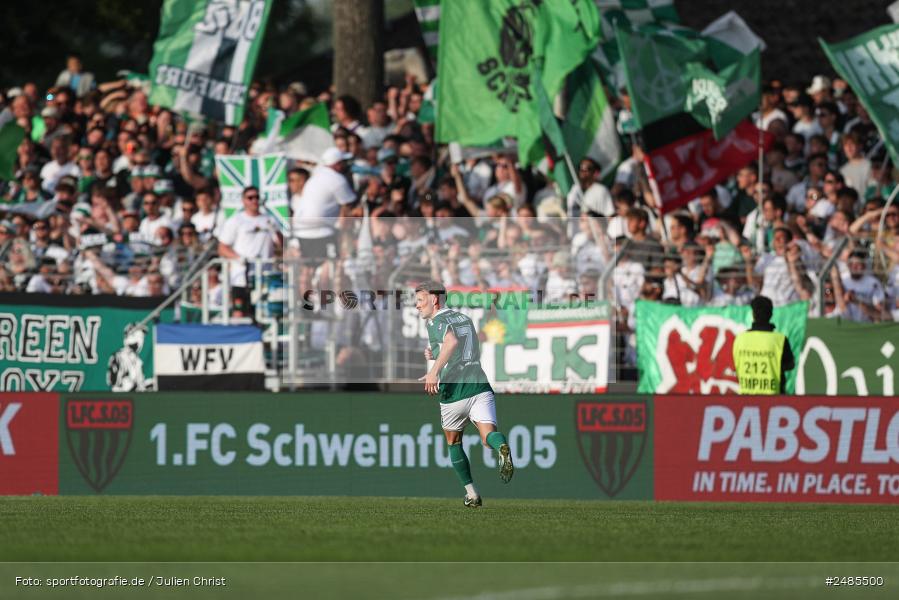 sport, action, Willy Sachs Stadion, Schweinfurt, Regionalliga Bayern, Fussball, FWK, FCS, FC Würzburger Kickers, BFV, 32. Spieltag, 1. FC Schweinfurt 1905, 02.05.2025 - Bild-ID: 2485500 sport, action, Willy Sachs Stadion, Schweinfurt, Regionalliga Bayern, Fussball, FWK, FCS, FC Würzburger Kickers, BFV, 32. Spieltag, 1. FC Schweinfurt 1905, 02.05.2025 - Bild-ID: 2485500