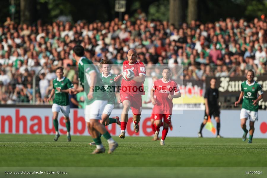 sport, action, Willy Sachs Stadion, Schweinfurt, Regionalliga Bayern, Fussball, FWK, FCS, FC Würzburger Kickers, BFV, 32. Spieltag, 1. FC Schweinfurt 1905, 02.05.2025 - Bild-ID: 2485524 sport, action, Willy Sachs Stadion, Schweinfurt, Regionalliga Bayern, Fussball, FWK, FCS, FC Würzburger Kickers, BFV, 32. Spieltag, 1. FC Schweinfurt 1905, 02.05.2025 - Bild-ID: 2485524
