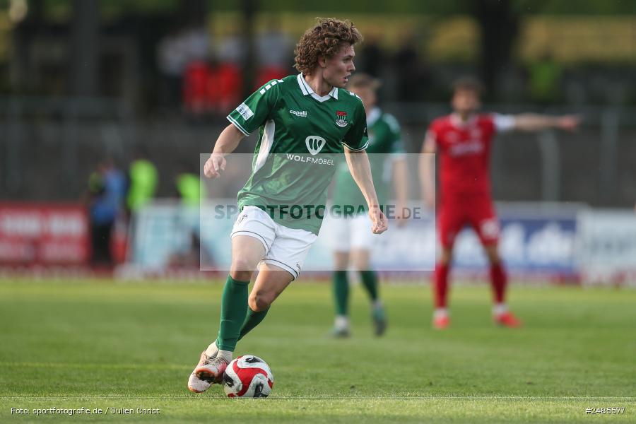 sport, action, Willy Sachs Stadion, Schweinfurt, Regionalliga Bayern, Fussball, FWK, FCS, FC Würzburger Kickers, BFV, 32. Spieltag, 1. FC Schweinfurt 1905, 02.05.2025 - Bild-ID: 2485577