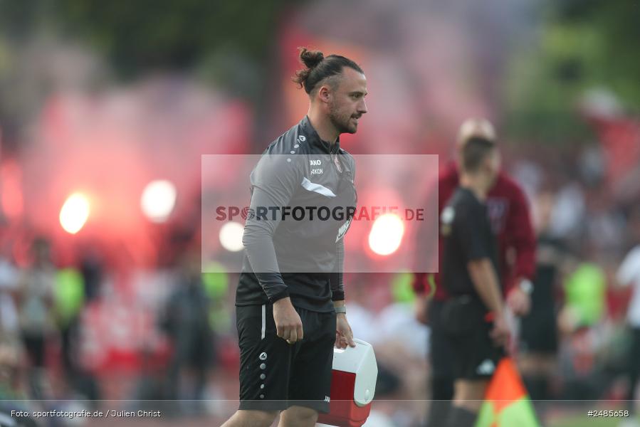 sport, action, Willy Sachs Stadion, Schweinfurt, Regionalliga Bayern, Fussball, FWK, FCS, FC Würzburger Kickers, BFV, 32. Spieltag, 1. FC Schweinfurt 1905, 02.05.2025 - Bild-ID: 2485658