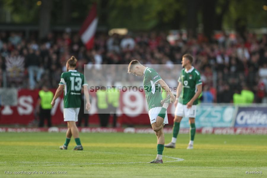 sport, action, Willy Sachs Stadion, Schweinfurt, Regionalliga Bayern, Fussball, FWK, FCS, FC Würzburger Kickers, BFV, 32. Spieltag, 1. FC Schweinfurt 1905, 02.05.2025 - Bild-ID: 2485678