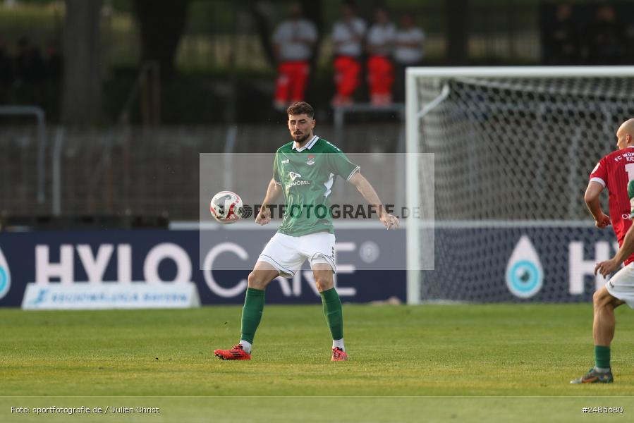 sport, action, Willy Sachs Stadion, Schweinfurt, Regionalliga Bayern, Fussball, FWK, FCS, FC Würzburger Kickers, BFV, 32. Spieltag, 1. FC Schweinfurt 1905, 02.05.2025 - Bild-ID: 2485680