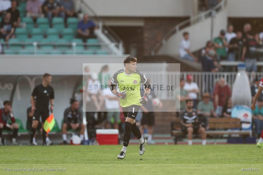 sport, action, Willy Sachs Stadion, Schweinfurt, Regionalliga Bayern, Fussball, FWK, FCS, FC Würzburger Kickers, BFV, 32. Spieltag, 1. FC Schweinfurt 1905, 02.05.2025 - Bild-ID: 2485696