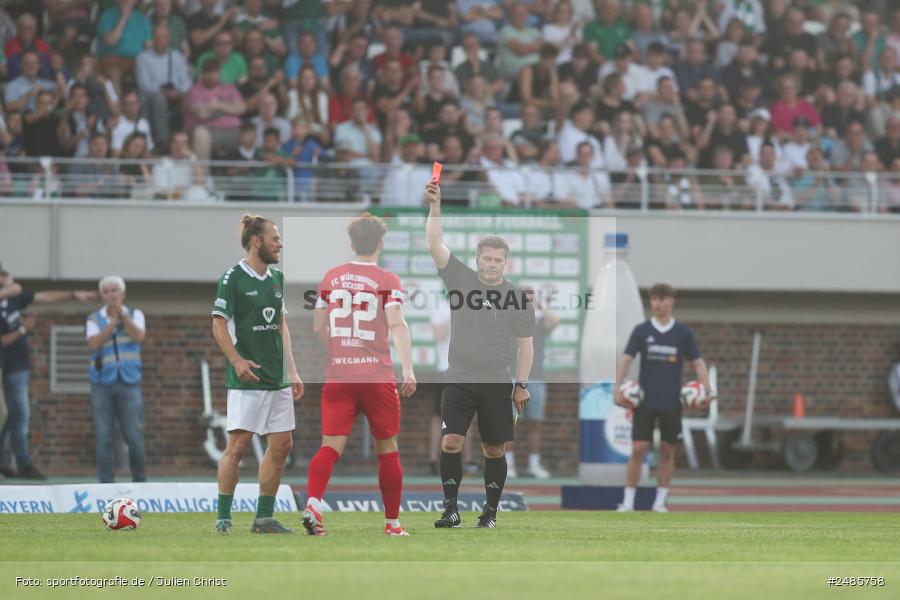 sport, action, Willy Sachs Stadion, Schweinfurt, Regionalliga Bayern, Fussball, FWK, FCS, FC Würzburger Kickers, BFV, 32. Spieltag, 1. FC Schweinfurt 1905, 02.05.2025 - Bild-ID: 2485758