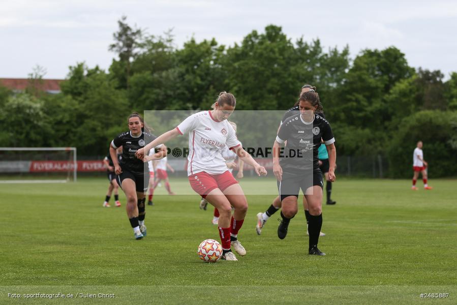 sport, action, Würzburg, Sportpark Heuchelhof, SVW, SV 67 Weinberg II, Fussball, FWK, FC Würzburger Kickers, Bayernliga Frauen, BFV, 17. Spieltag, 03.05.2025 - Bild-ID: 2485887 sport, action, Würzburg, Sportpark Heuchelhof, SVW, SV 67 Weinberg II, Fussball, FWK, FC Würzburger Kickers, Bayernliga Frauen, BFV, 17. Spieltag, 03.05.2025 - Bild-ID: 2485887