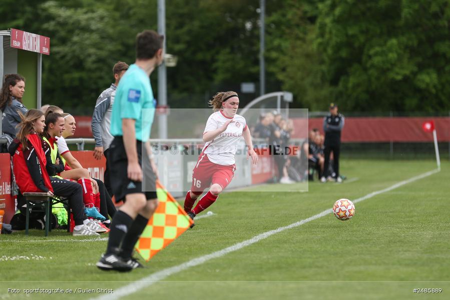 sport, action, Würzburg, Sportpark Heuchelhof, SVW, SV 67 Weinberg II, Fussball, FWK, FC Würzburger Kickers, Bayernliga Frauen, BFV, 17. Spieltag, 03.05.2025 - Bild-ID: 2485889 sport, action, Würzburg, Sportpark Heuchelhof, SVW, SV 67 Weinberg II, Fussball, FWK, FC Würzburger Kickers, Bayernliga Frauen, BFV, 17. Spieltag, 03.05.2025 - Bild-ID: 2485889