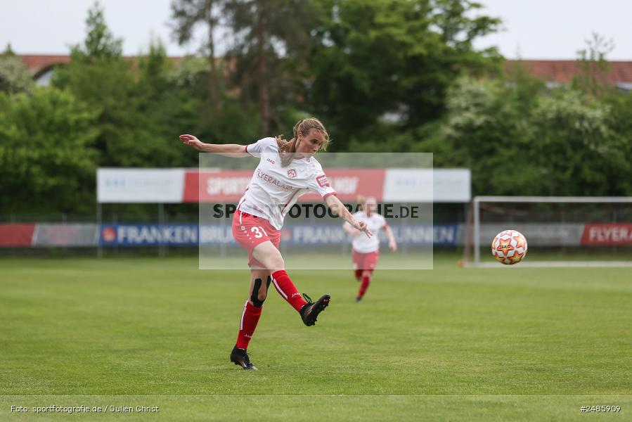 sport, action, Würzburg, Sportpark Heuchelhof, SVW, SV 67 Weinberg II, Fussball, FWK, FC Würzburger Kickers, Bayernliga Frauen, BFV, 17. Spieltag, 03.05.2025 - Bild-ID: 2485909