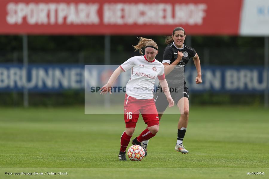 sport, action, Würzburg, Sportpark Heuchelhof, SVW, SV 67 Weinberg II, Fussball, FWK, FC Würzburger Kickers, Bayernliga Frauen, BFV, 17. Spieltag, 03.05.2025 - Bild-ID: 2485954 sport, action, Würzburg, Sportpark Heuchelhof, SVW, SV 67 Weinberg II, Fussball, FWK, FC Würzburger Kickers, Bayernliga Frauen, BFV, 17. Spieltag, 03.05.2025 - Bild-ID: 2485954