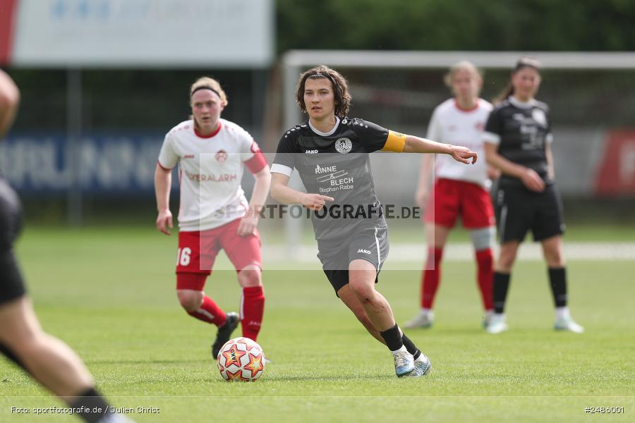 sport, action, Würzburg, Sportpark Heuchelhof, SVW, SV 67 Weinberg II, Fussball, FWK, FC Würzburger Kickers, Bayernliga Frauen, BFV, 17. Spieltag, 03.05.2025 - Bild-ID: 2486001