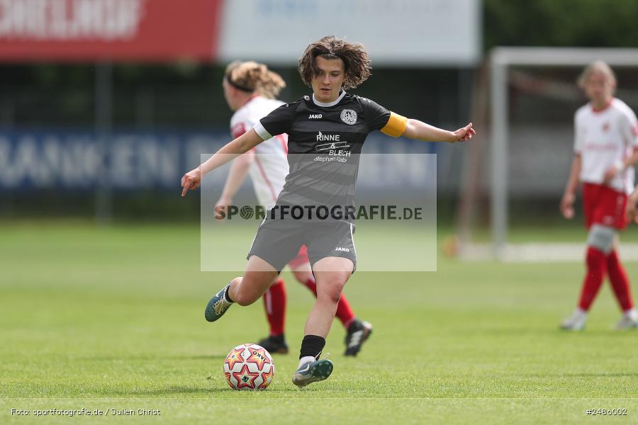 sport, action, Würzburg, Sportpark Heuchelhof, SVW, SV 67 Weinberg II, Fussball, FWK, FC Würzburger Kickers, Bayernliga Frauen, BFV, 17. Spieltag, 03.05.2025 - Bild-ID: 2486002