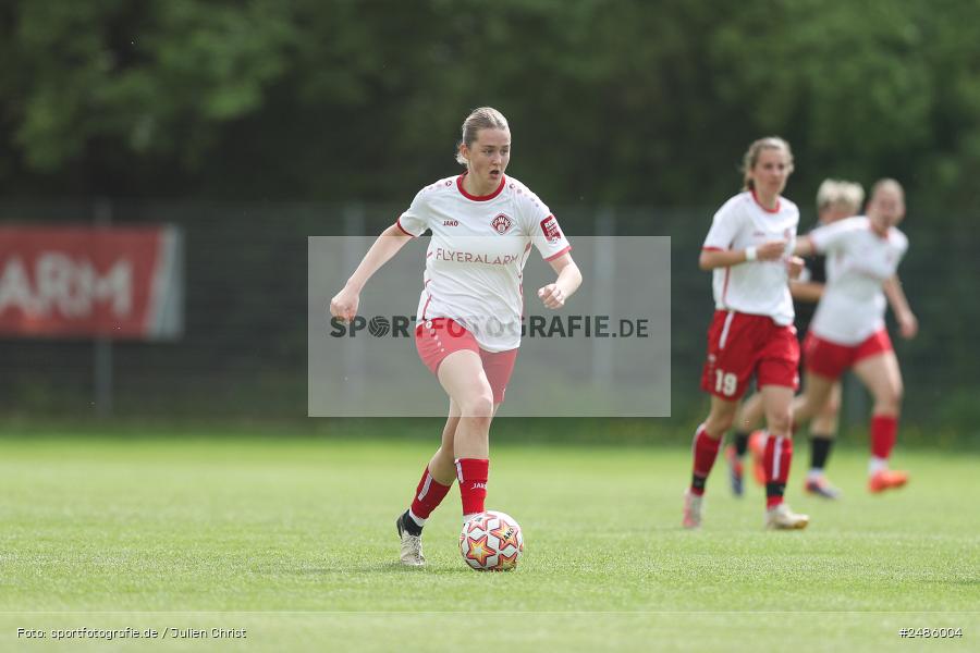 sport, action, Würzburg, Sportpark Heuchelhof, SVW, SV 67 Weinberg II, Fussball, FWK, FC Würzburger Kickers, Bayernliga Frauen, BFV, 17. Spieltag, 03.05.2025 - Bild-ID: 2486004