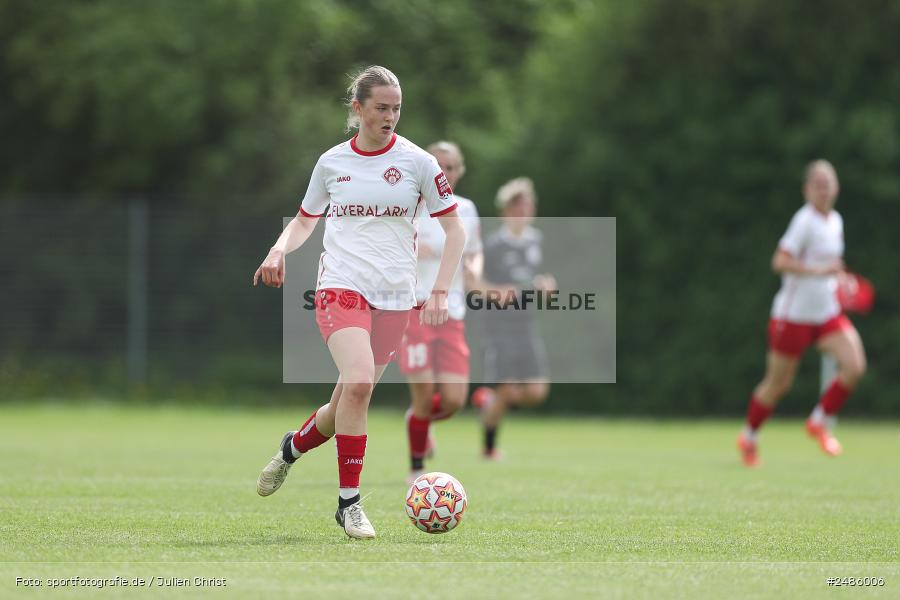 sport, action, Würzburg, Sportpark Heuchelhof, SVW, SV 67 Weinberg II, Fussball, FWK, FC Würzburger Kickers, Bayernliga Frauen, BFV, 17. Spieltag, 03.05.2025 - Bild-ID: 2486006
