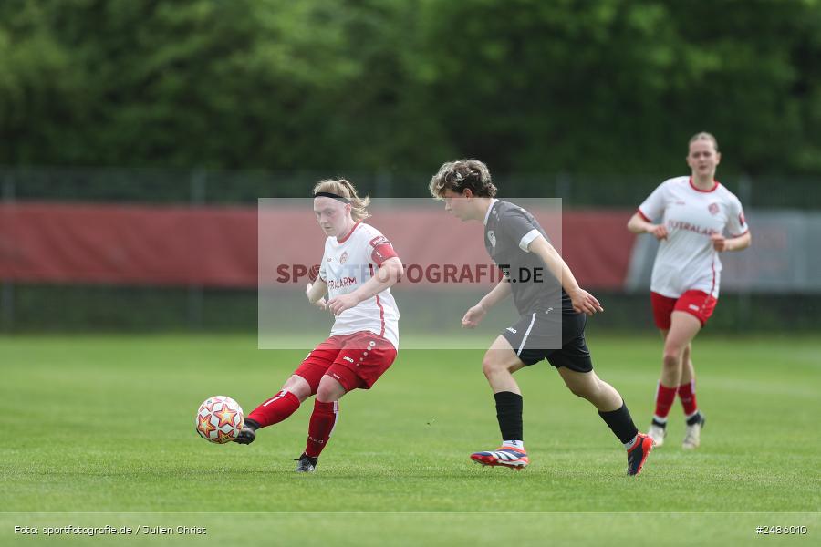 sport, action, Würzburg, Sportpark Heuchelhof, SVW, SV 67 Weinberg II, Fussball, FWK, FC Würzburger Kickers, Bayernliga Frauen, BFV, 17. Spieltag, 03.05.2025 - Bild-ID: 2486010