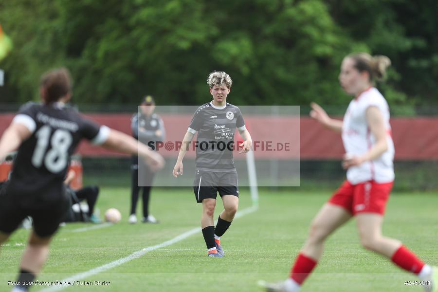 sport, action, Würzburg, Sportpark Heuchelhof, SVW, SV 67 Weinberg II, Fussball, FWK, FC Würzburger Kickers, Bayernliga Frauen, BFV, 17. Spieltag, 03.05.2025 - Bild-ID: 2486011 sport, action, Würzburg, Sportpark Heuchelhof, SVW, SV 67 Weinberg II, Fussball, FWK, FC Würzburger Kickers, Bayernliga Frauen, BFV, 17. Spieltag, 03.05.2025 - Bild-ID: 2486011
