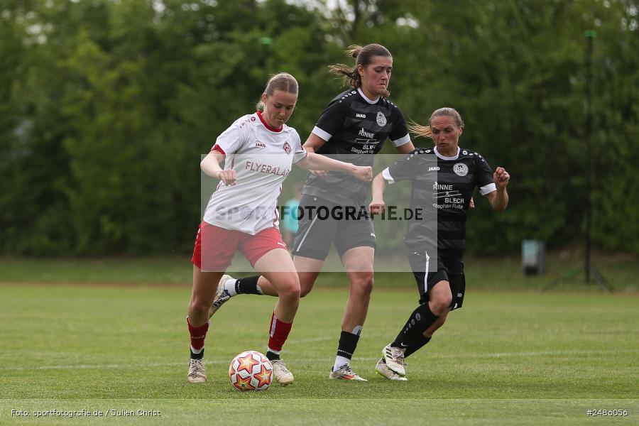 sport, action, Würzburg, Sportpark Heuchelhof, SVW, SV 67 Weinberg II, Fussball, FWK, FC Würzburger Kickers, Bayernliga Frauen, BFV, 17. Spieltag, 03.05.2025 - Bild-ID: 2486056 sport, action, Würzburg, Sportpark Heuchelhof, SVW, SV 67 Weinberg II, Fussball, FWK, FC Würzburger Kickers, Bayernliga Frauen, BFV, 17. Spieltag, 03.05.2025 - Bild-ID: 2486056