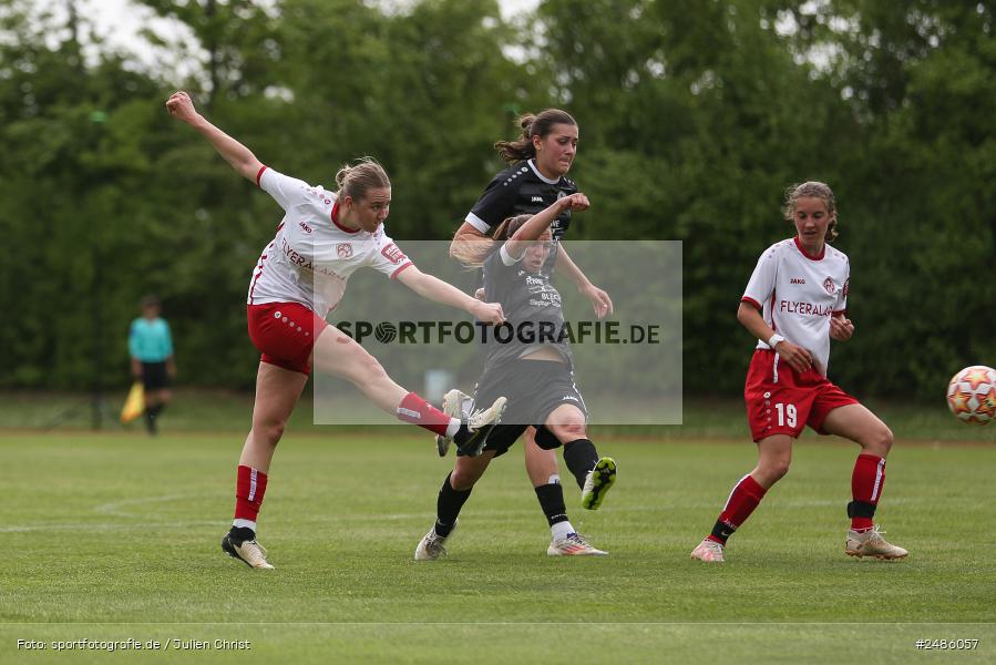 sport, action, Würzburg, Sportpark Heuchelhof, SVW, SV 67 Weinberg II, Fussball, FWK, FC Würzburger Kickers, Bayernliga Frauen, BFV, 17. Spieltag, 03.05.2025 - Bild-ID: 2486057 sport, action, Würzburg, Sportpark Heuchelhof, SVW, SV 67 Weinberg II, Fussball, FWK, FC Würzburger Kickers, Bayernliga Frauen, BFV, 17. Spieltag, 03.05.2025 - Bild-ID: 2486057