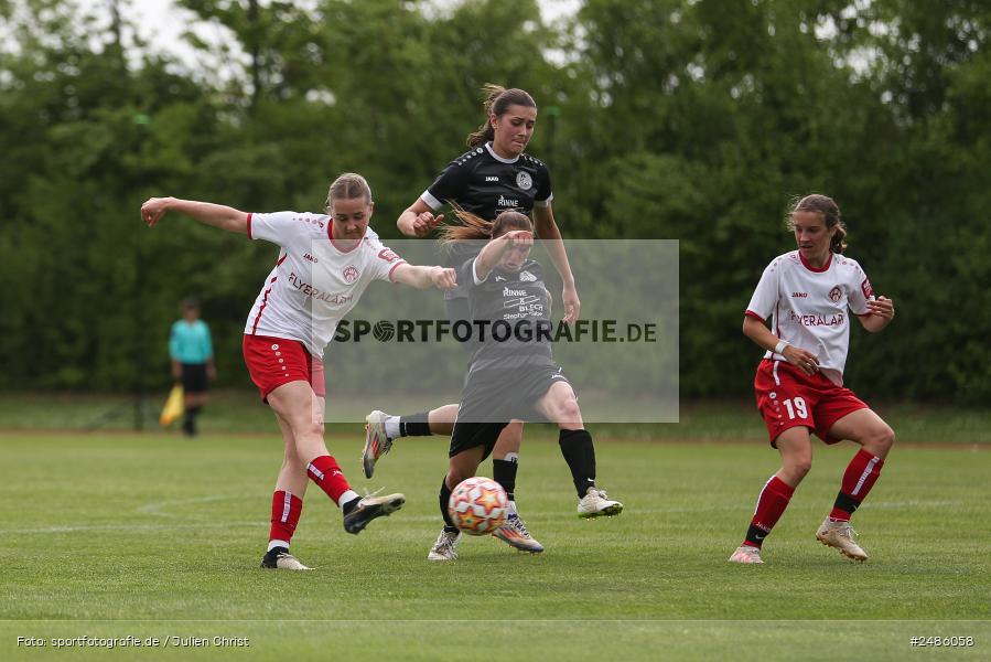 sport, action, Würzburg, Sportpark Heuchelhof, SVW, SV 67 Weinberg II, Fussball, FWK, FC Würzburger Kickers, Bayernliga Frauen, BFV, 17. Spieltag, 03.05.2025 - Bild-ID: 2486058 sport, action, Würzburg, Sportpark Heuchelhof, SVW, SV 67 Weinberg II, Fussball, FWK, FC Würzburger Kickers, Bayernliga Frauen, BFV, 17. Spieltag, 03.05.2025 - Bild-ID: 2486058
