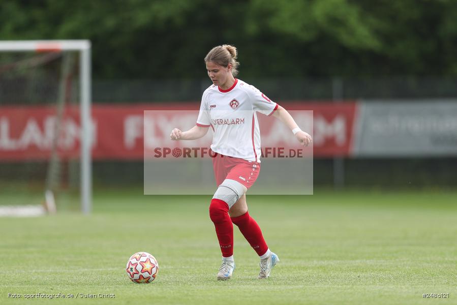 sport, action, Würzburg, Sportpark Heuchelhof, SVW, SV 67 Weinberg II, Fussball, FWK, FC Würzburger Kickers, Bayernliga Frauen, BFV, 17. Spieltag, 03.05.2025 - Bild-ID: 2486121