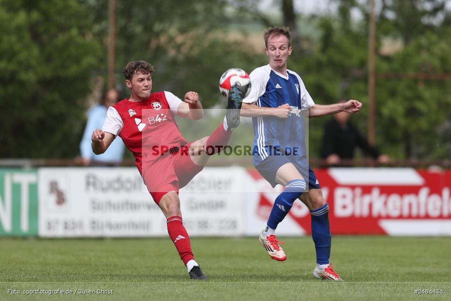 Sportgelände, Birkenfeld, 04.05.2025, sport, action, BFV, Fussball, Bezirksliga Unterfranken West, 28. Spieltag, SSV, SVB, Siedler-SV Kitzingen, SV Birkenfeld - Bild-ID: 2486436 Sportgelände, Birkenfeld, 04.05.2025, sport, action, BFV, Fussball, Bezirksliga Unterfranken West, 28. Spieltag, SSV, SVB, Siedler-SV Kitzingen, SV Birkenfeld - Bild-ID: 2486436
